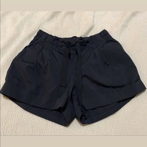 Lululemon cuffed shorts